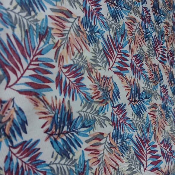 Floral Leaf Print Topper - Picture 5 of 5